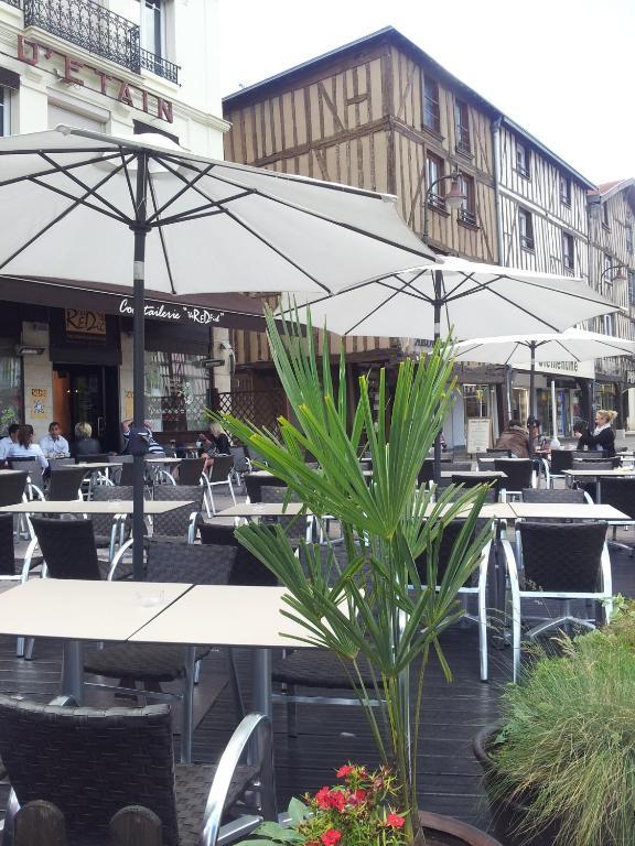 Hotel Du Pot D'Etain Châlons-en-Champagne Exteriér fotografie